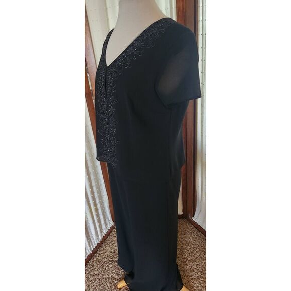 Positive Attitude special occasion dress with sparkly embroidery - Picture 2 of 11